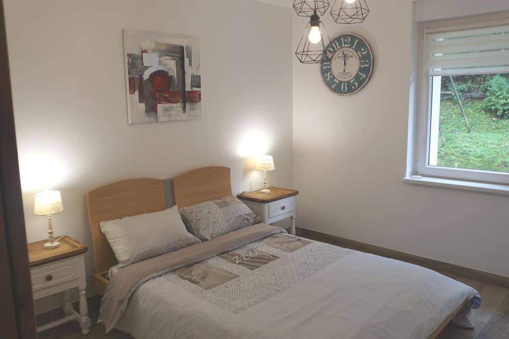 사르게민즈 Le Bord De Sarre Meuble 3 Etoiles 아파트 외부 사진